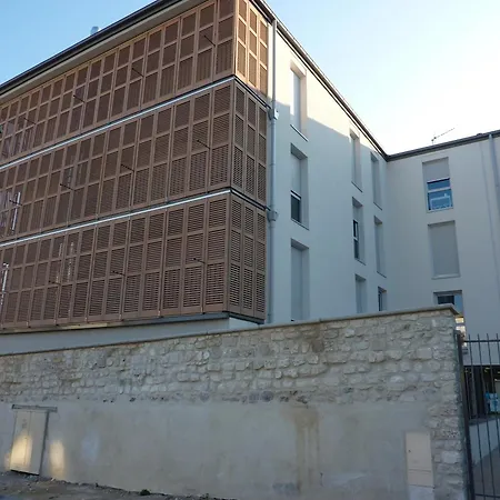 Résidence Hôtelière Laudine-2